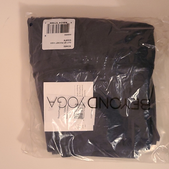 NWT Beyond Yoga Spacedye Out Of Pocket High Waisted Midi Leggings - Picture 2 of 5